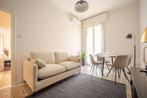 Perfetta per Lavoratori e Aziende - Casa con 2 Camere da Letto e Parcheggio a Bologna